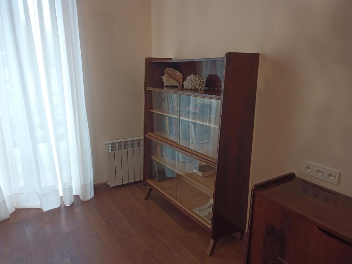 Spacious One Bedroom Apartment In The City Centre Yerevan Ngoại thất bức ảnh